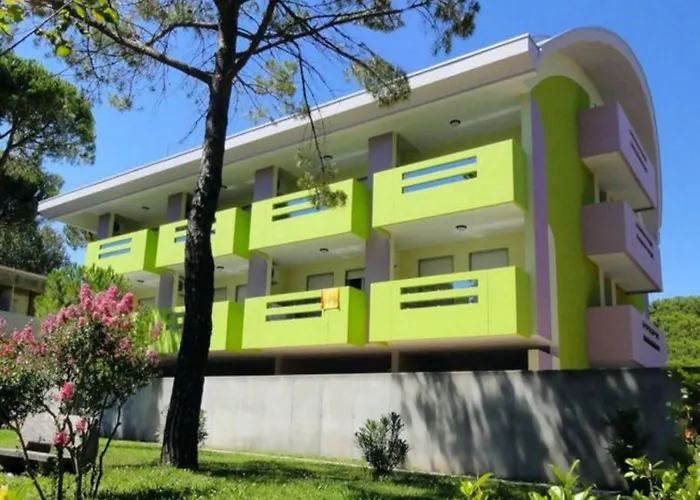 Family By Shops And Sea アパート *